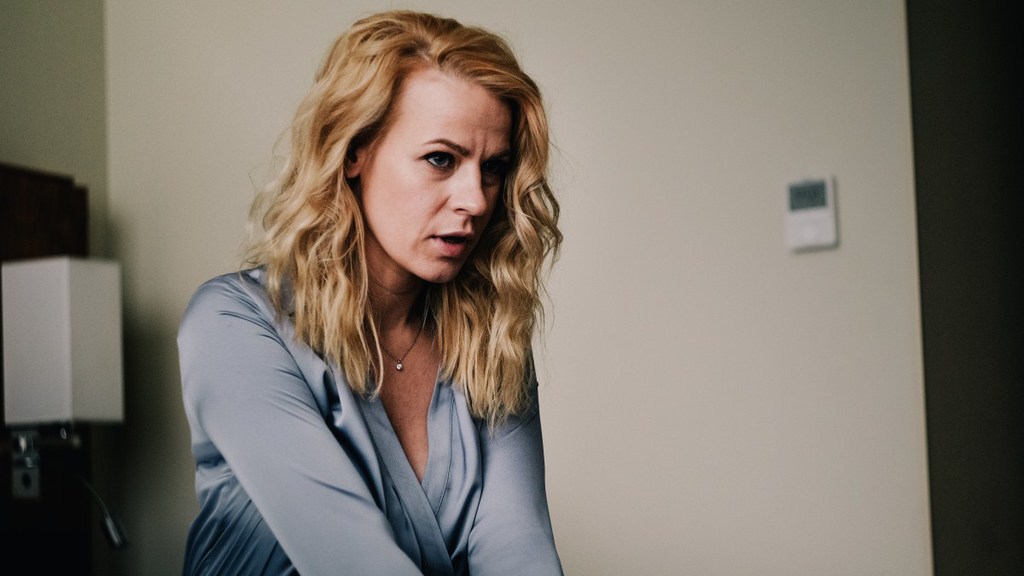 Рецензия на сериал «Мертвое озеро» — шоу для тех, кто 20 лет провалялся в медийной коме — фото 4