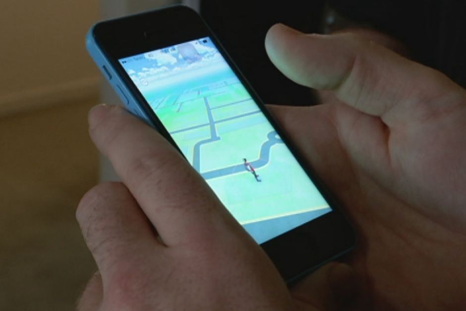 Парень поплатился за игру в Pokemon Go в постели с любовницей — фото 1