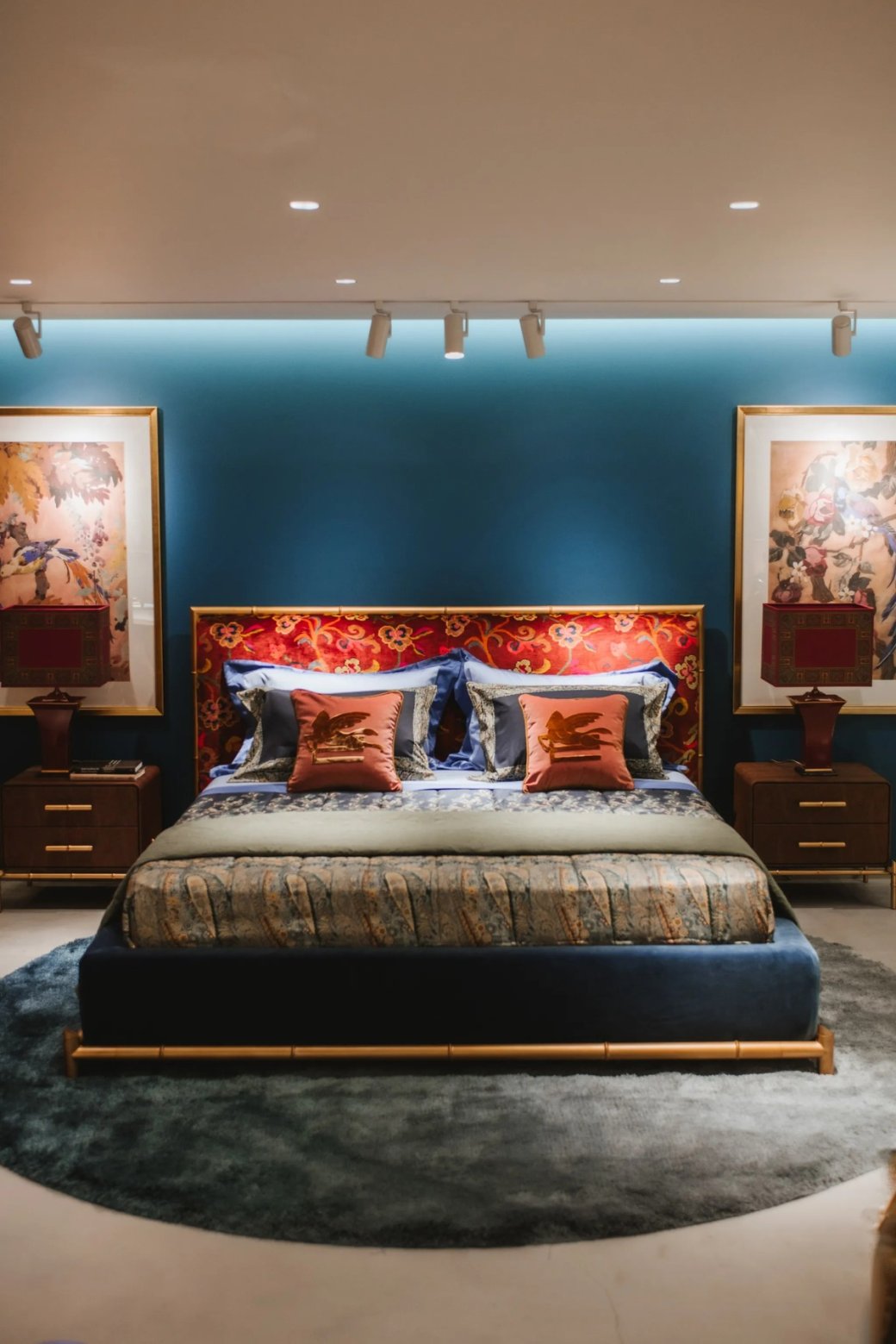 Галерея Etro Home выходит на японский рынок с первым шоурумом в Азии - 4 фото