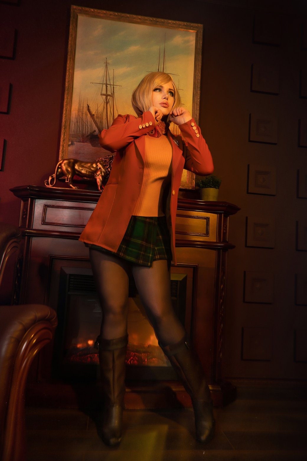 Галерея Модель сделала эротичный косплей на пойманную Эшли из ремейка Resident Evil 4 - 7 фото