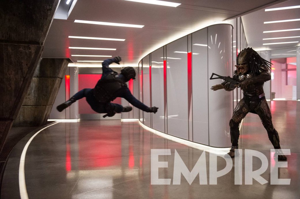 Устрашающий Хищник в броне на новых кадрах из фильма The Predator Шейна Блэка — фото 1