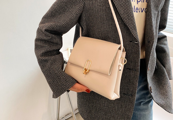 10 удачных женских сумок с AliExpress за умеренные деньги: идея для подарка — фото 1
