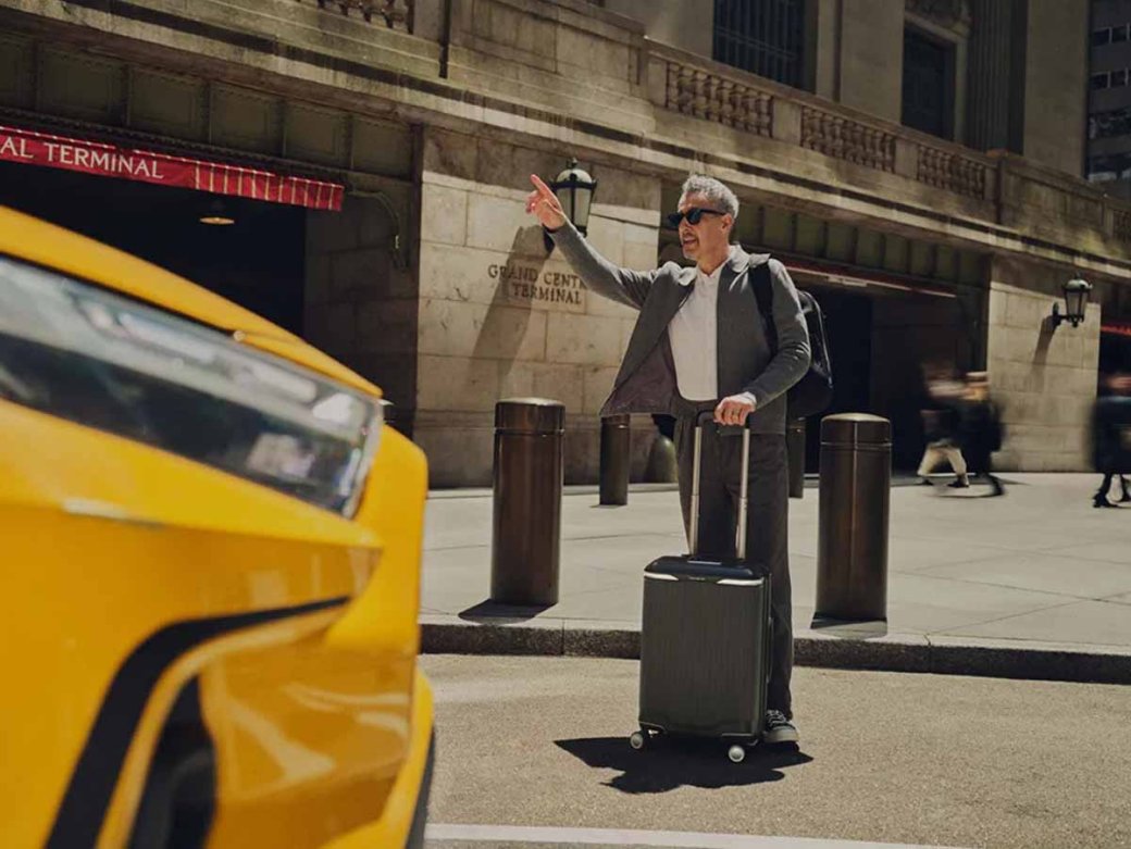 Джон Туртурро из «Разделения» снялся в новой рекламной кампании бренда Samsonite — изображение 3