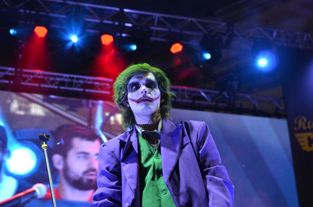 ## [Вторая часть фотоотчета](https://kanobu.ru/articles/fotootchet-s-igromira-i-comic-con-russia-den-2-368540/)