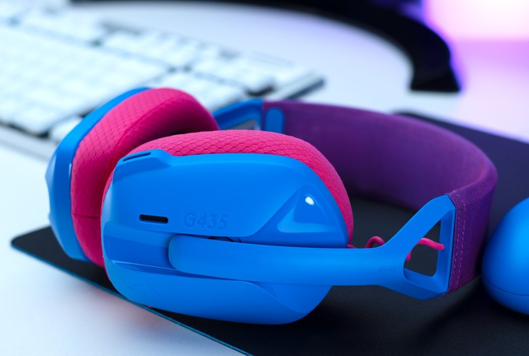 В России представили облегчённую игровую гарнитуру Logitech G435 — фото 1