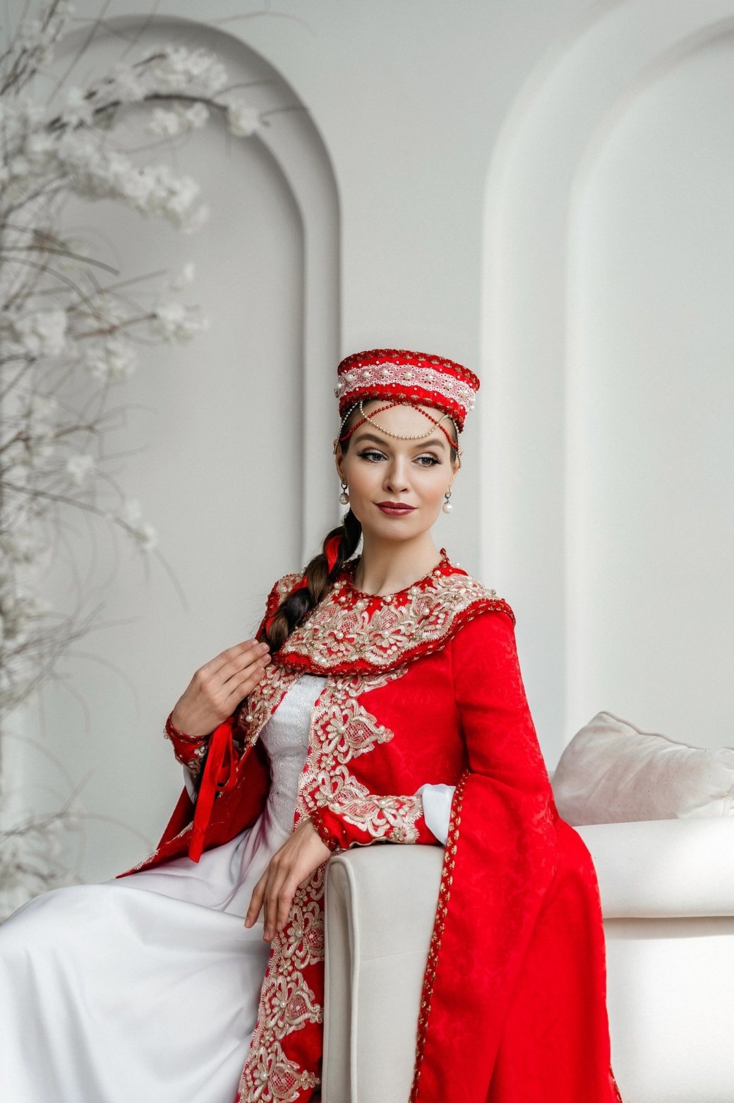 Модель показала элегантный косплей на Василису Премудрую — изображение 2
