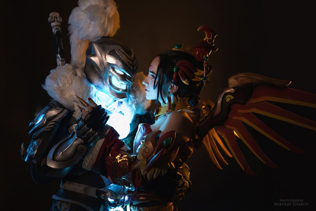 Галерея I need healing: красочный косплей Ангела и Гэндзи из Overwatch - 16 фото