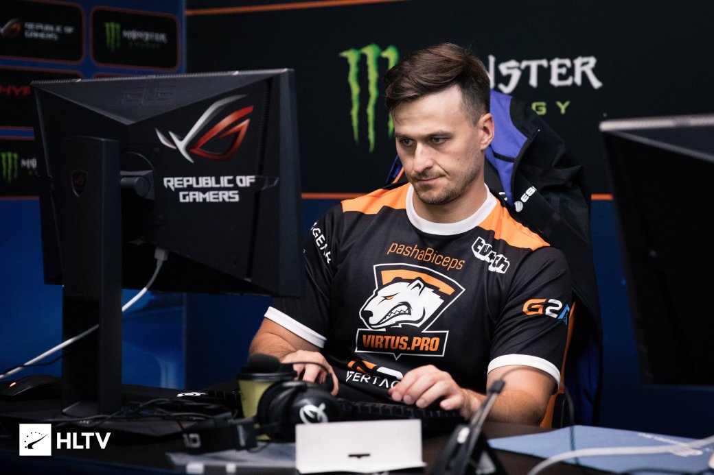 Ярослав «pashaBiceps» Яжомбковски — игрок команды Virtus.pro