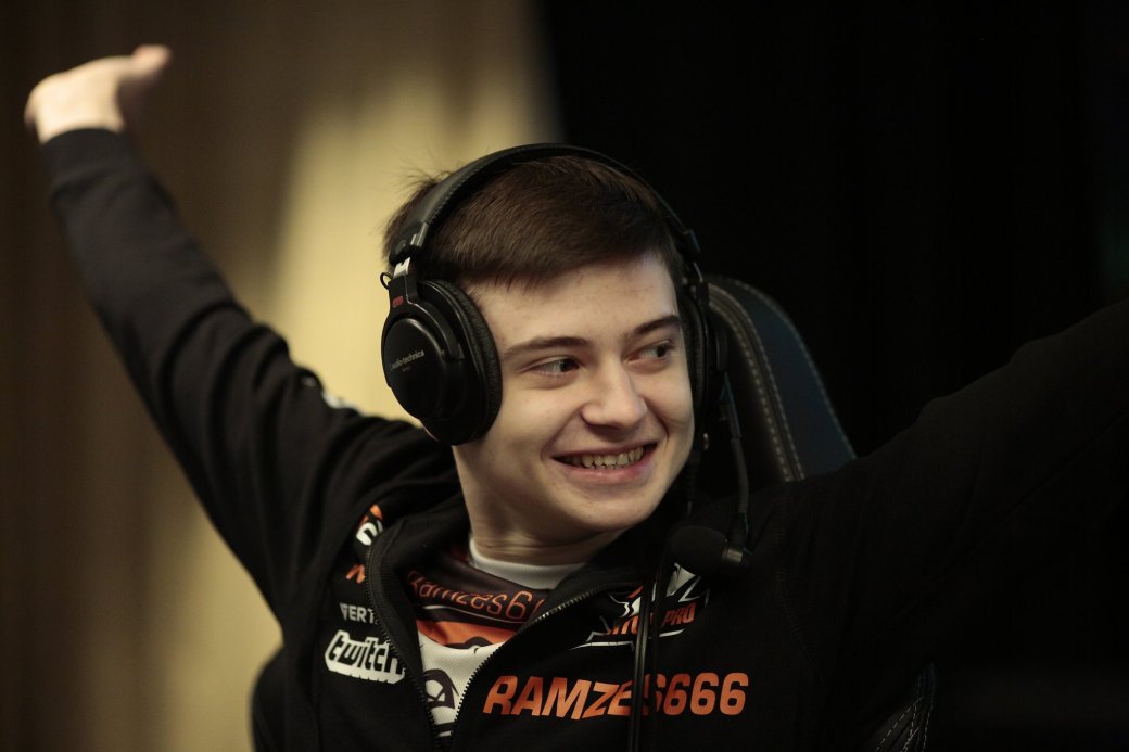 Роман «RAMZES666» Кушнарёв из Virtus.pro