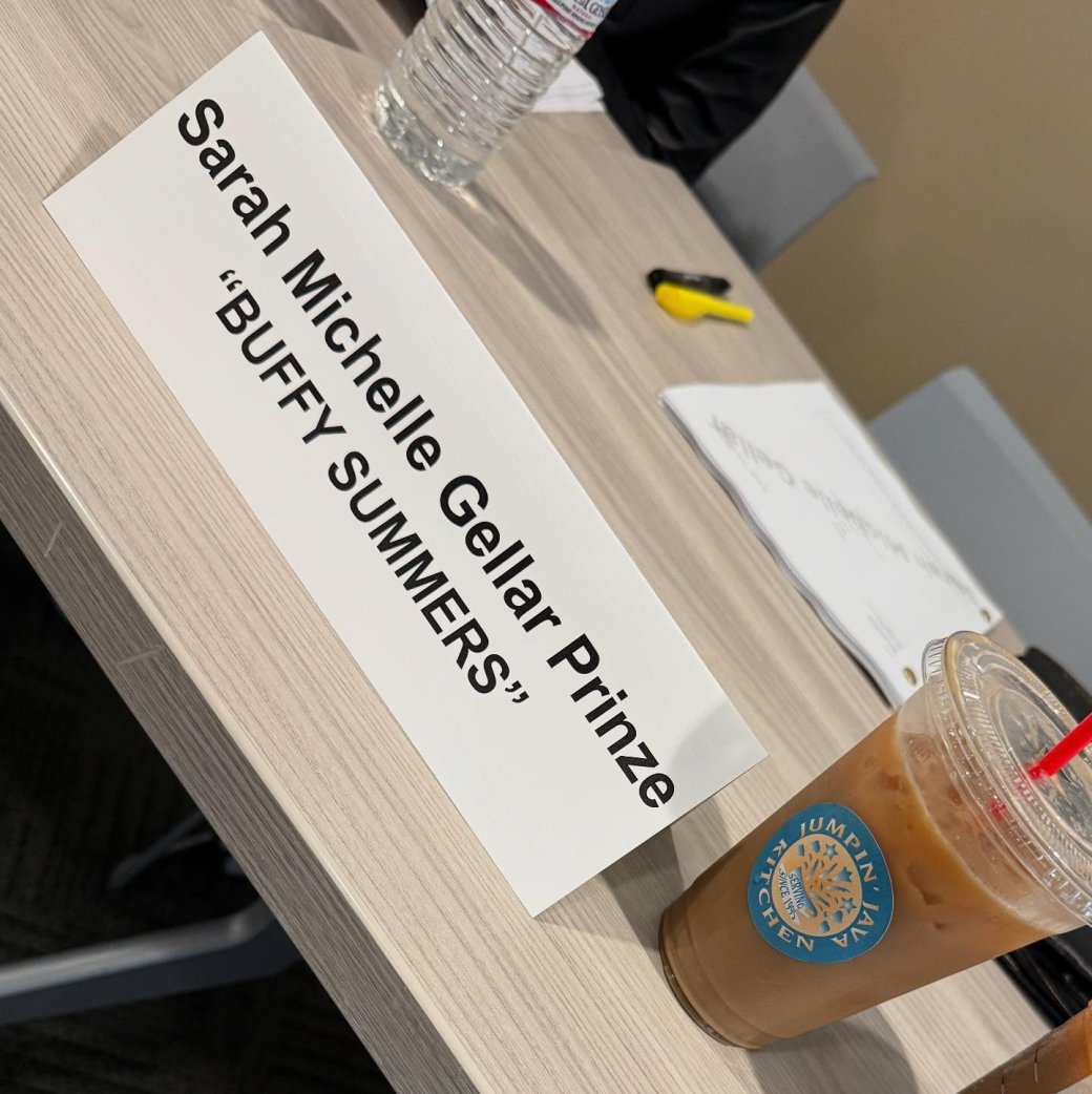 Галерея Каст ребута шоу «Баффи — истребительница вампиров» приступил к читке сценария пилота - 2 фото