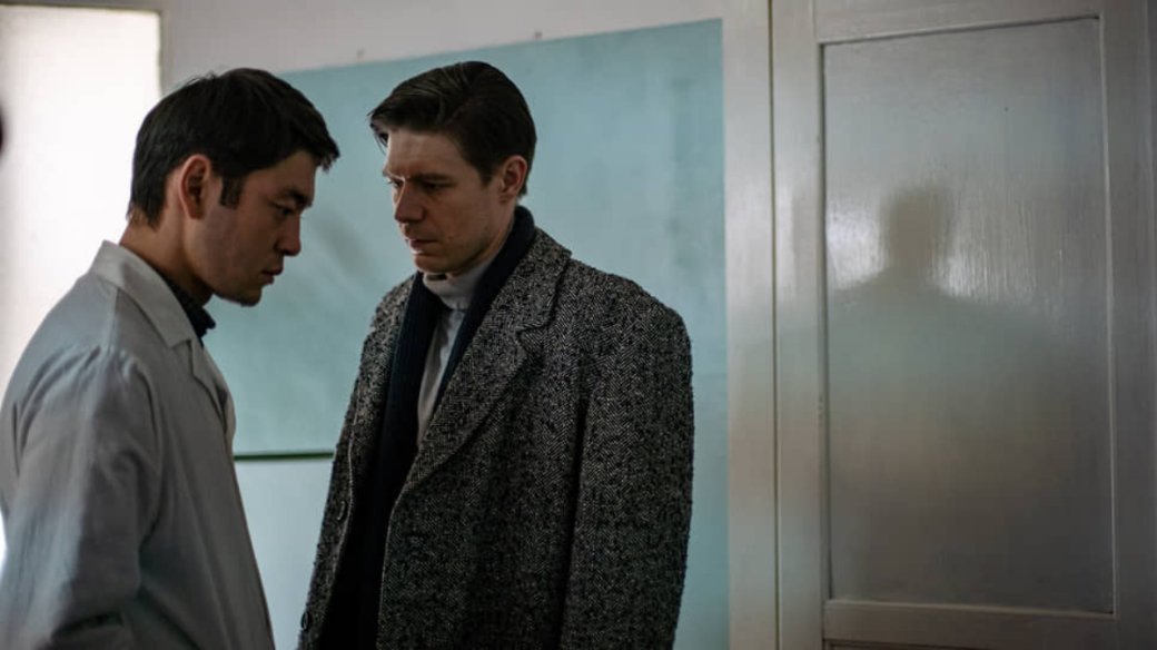 Вампиры против анархистов и советская ВИЧ-эпидемия: лучшие российские сериалы 2022 года — фото 2