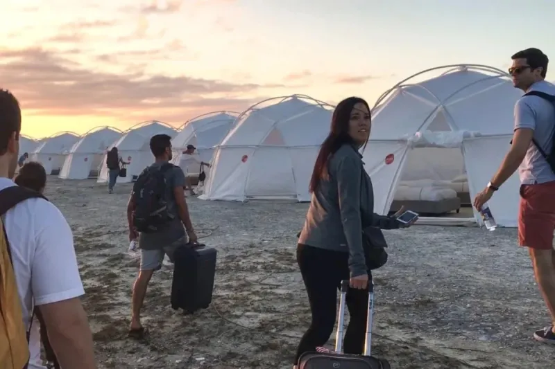Создатель Fyre Festival Билли Макфарланд продал права на бренд за $245 300 на eBay - изображение 1
