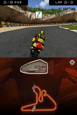 Moto Racer DS - кадр 13