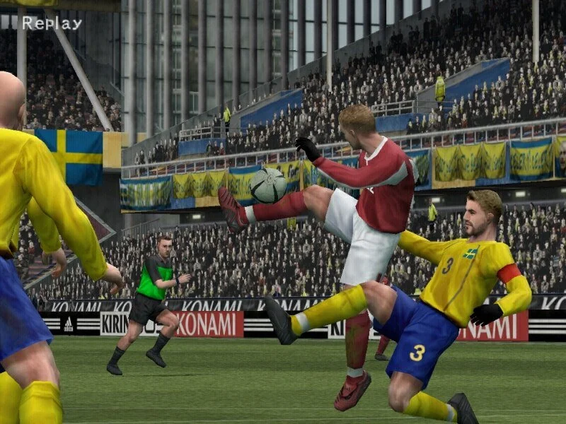 Pro Evolution Soccer 4 - кадр 11
