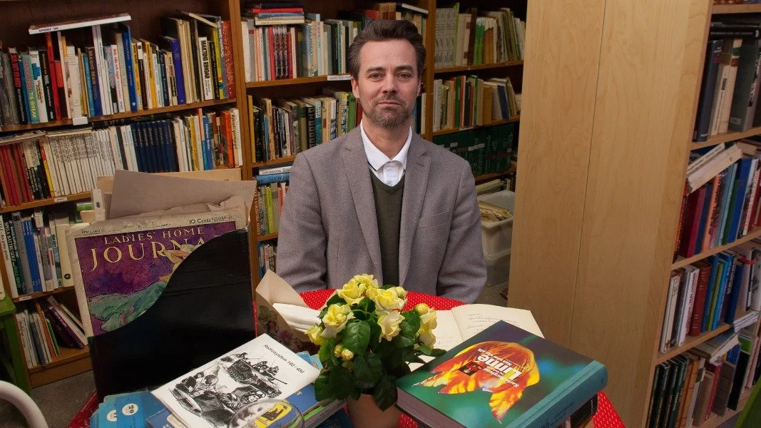 Shades of Black - кадр 4