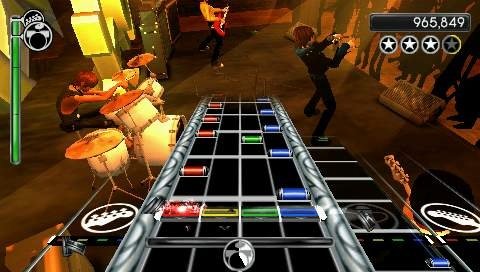 Rock Band Unplugged — скриншот 1