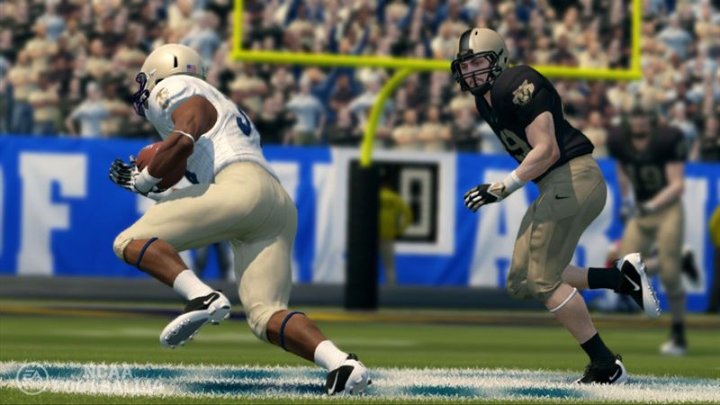 NCAA Football 14 — скриншот 3