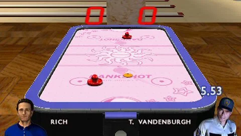 Arcade Air Hockey & Bowling - кадр 14