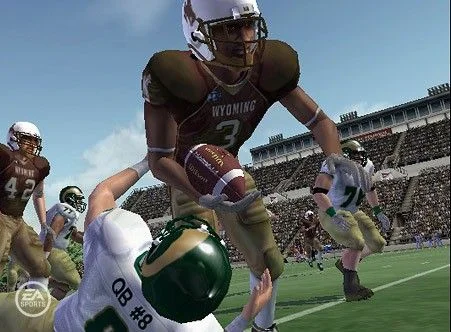 NCAA Football 07 - кадр 13