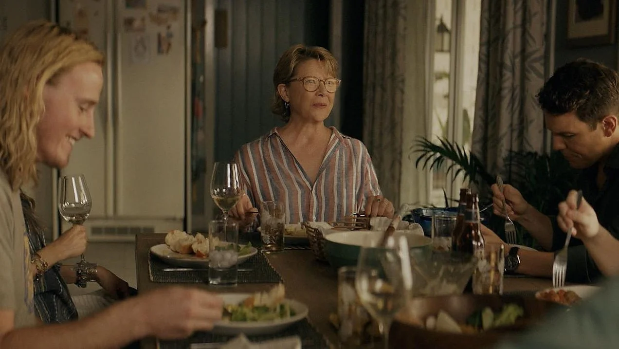 «Яблоки не падают никогда» (Apples Never Fall) - кадр 4