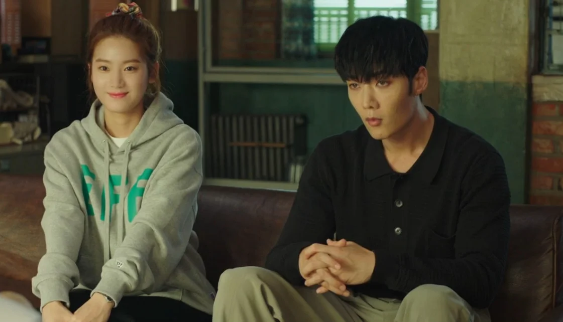 «Зомби-детектив» (Jombitamjeong) - кадр 3