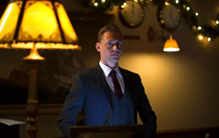 «Ночной администратор» (The Night Manager) - кадр 3