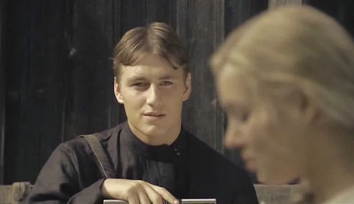 «Вторые» - кадр 3