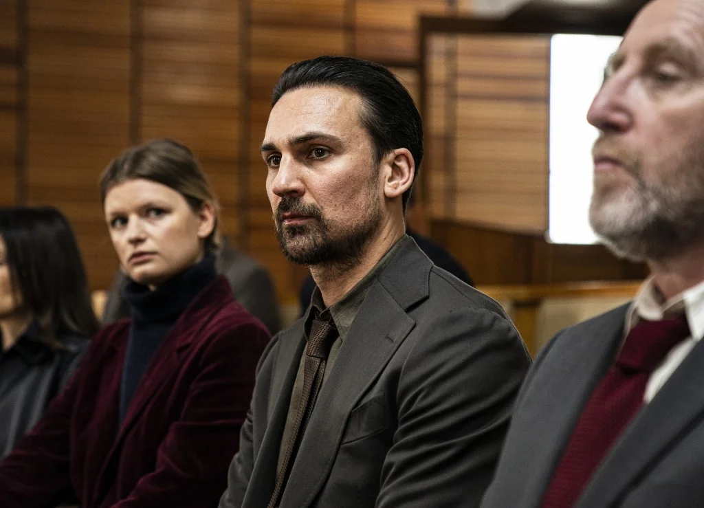 «Сшиватель» (Ragdoll) - кадр 6