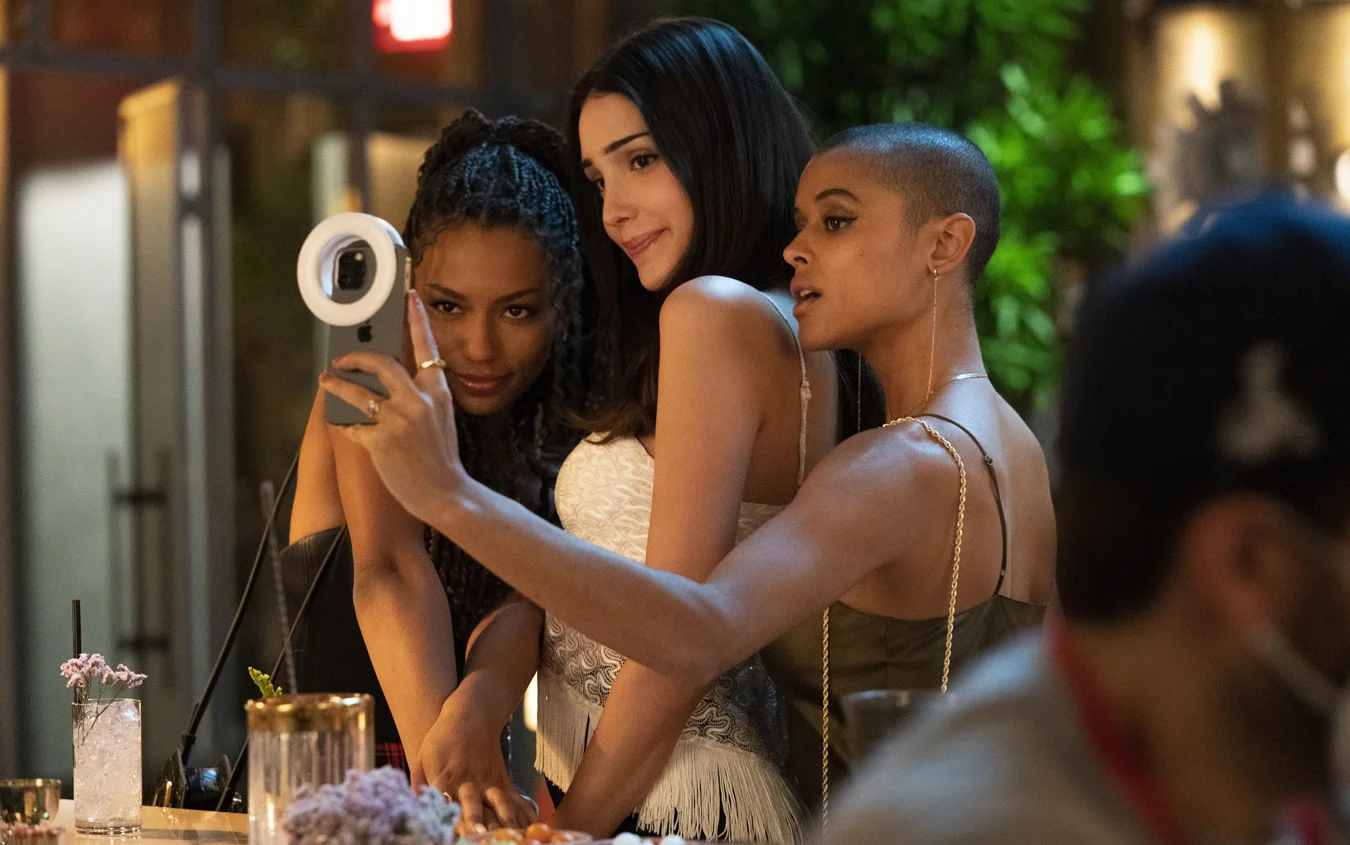 «Сплетница» (Gossip Girl, 2021) - кадр 13