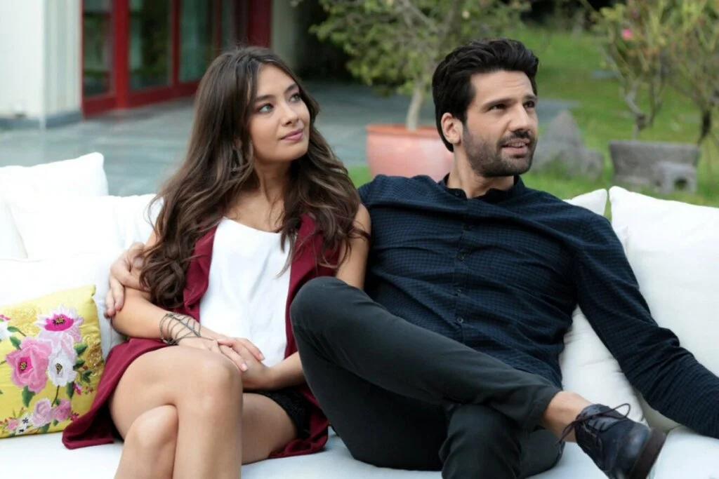 «Чёрная любовь» (Kara Sevda) - кадр 10