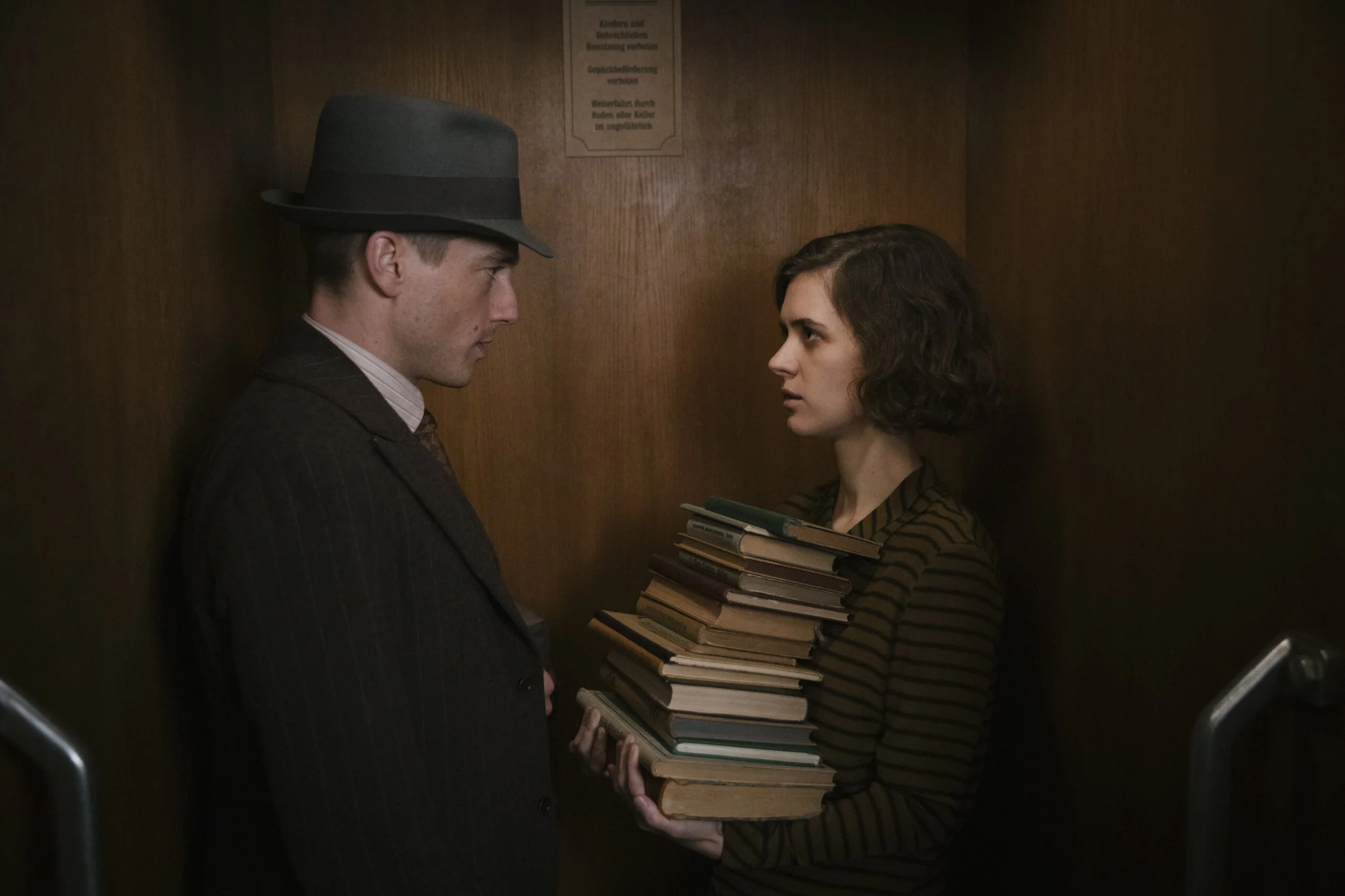 «Вавилон-Берлин» (Babylon Berlin) - кадр 13