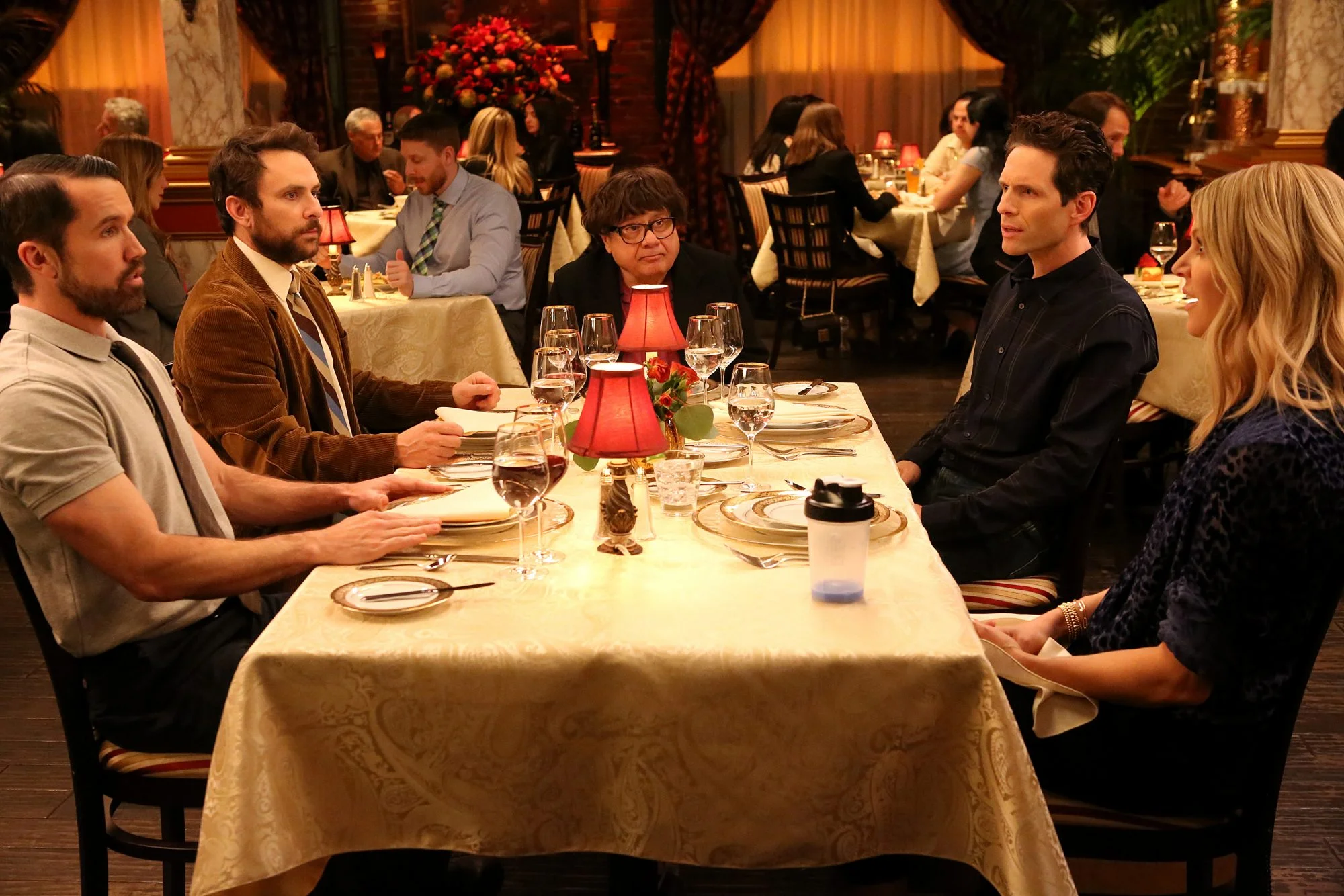«В Филадельфии всегда солнечно» (It's Always Sunny in Philadelphia) - кадр 5