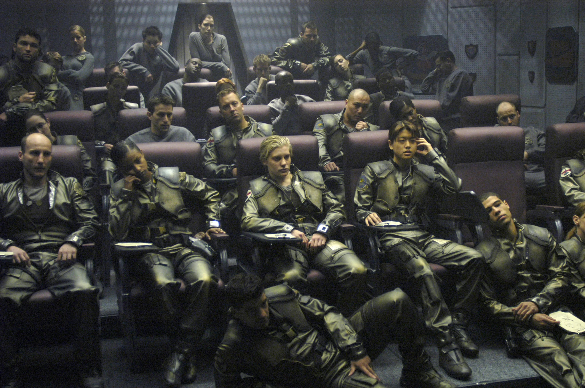 «Звёздный крейсер „Галактика“» (Battlestar Galactica) — скриншот 2