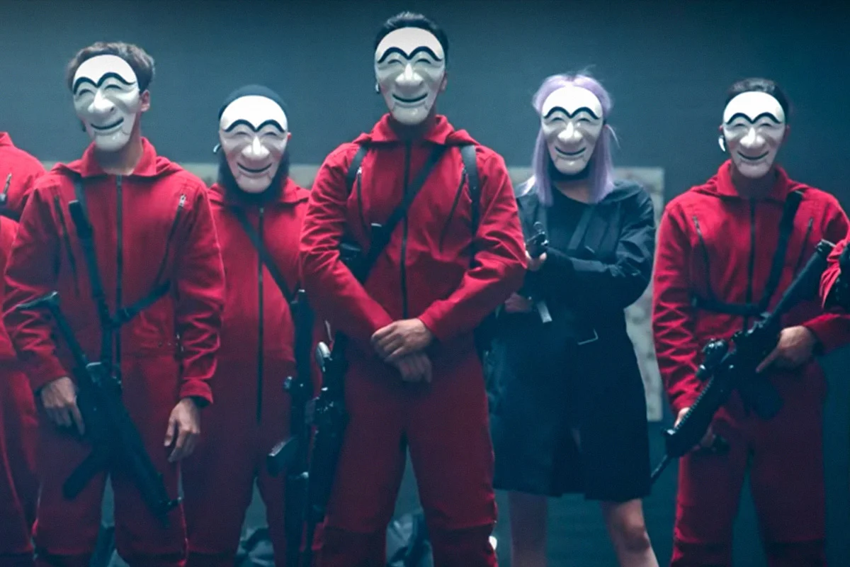 «Бумажный дом: Корея» (Jongiui jip: gongdonggyeongjeguyeok) - кадр 4