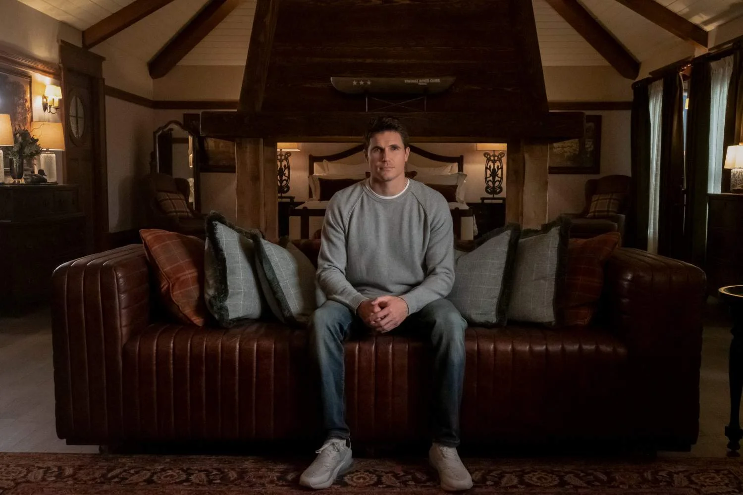 «Загрузка» (Upload) - кадр 3