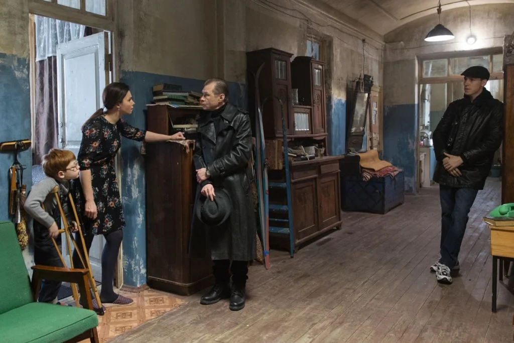 «Домашний арест» - кадр 2