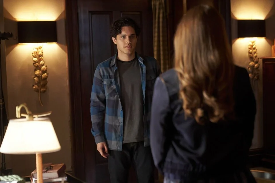 «Наследие» (Legacies) - кадр 4